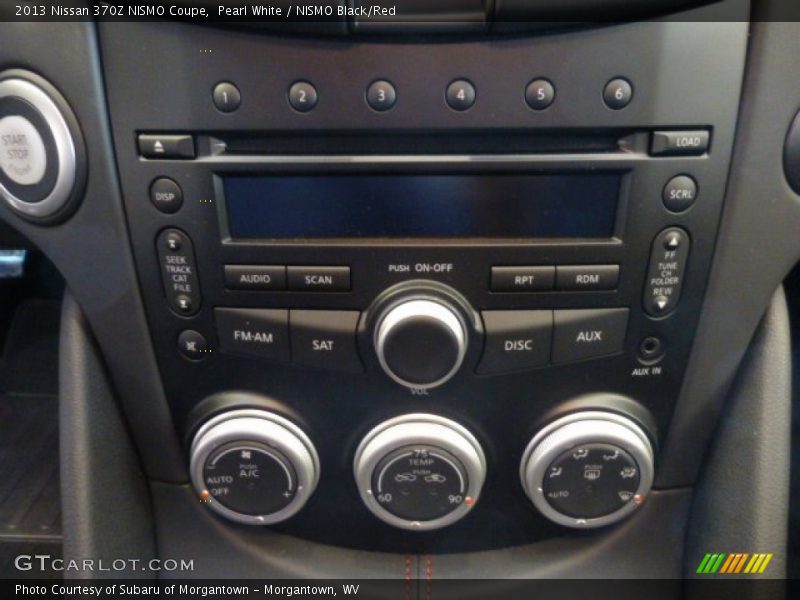 Controls of 2013 370Z NISMO Coupe