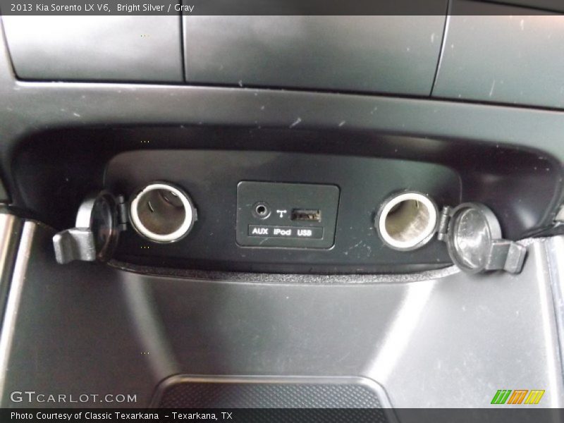 Bright Silver / Gray 2013 Kia Sorento LX V6