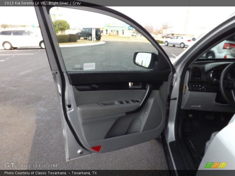 Bright Silver / Gray 2013 Kia Sorento LX V6