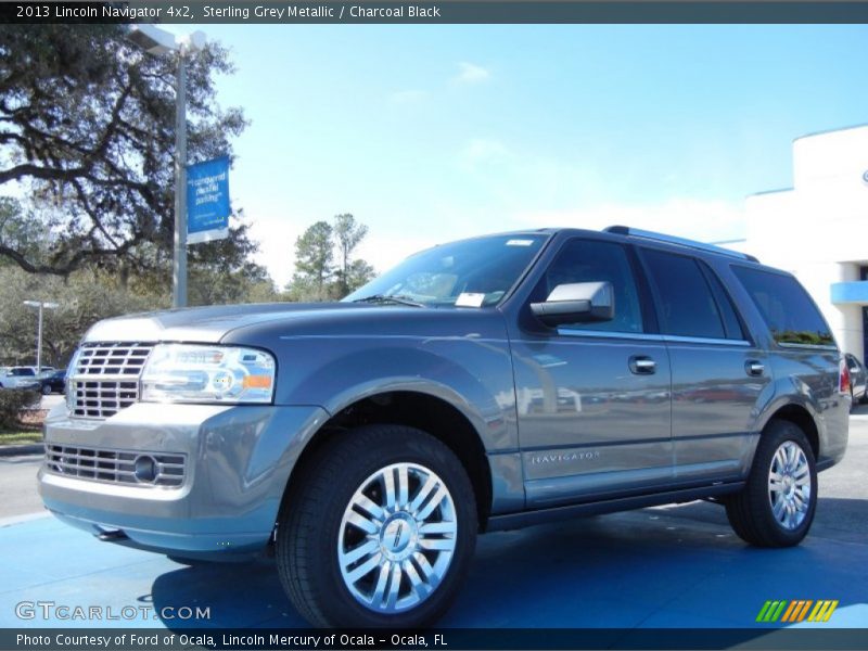 Sterling Grey Metallic / Charcoal Black 2013 Lincoln Navigator 4x2