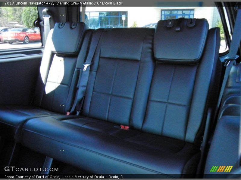 Sterling Grey Metallic / Charcoal Black 2013 Lincoln Navigator 4x2