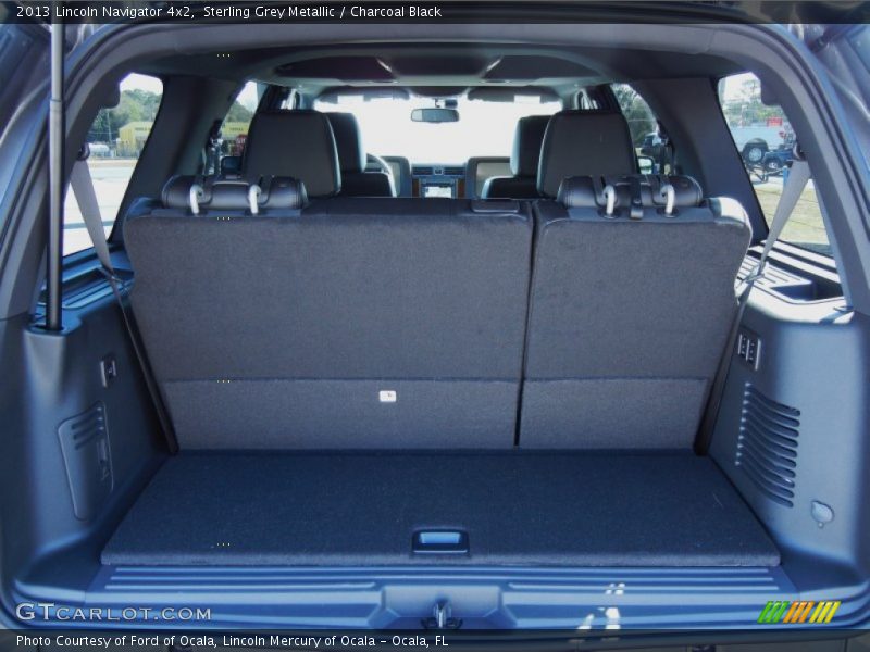 Sterling Grey Metallic / Charcoal Black 2013 Lincoln Navigator 4x2