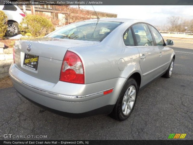 Reflex Silver Metallic / Anthracite 2004 Volkswagen Passat GLS Sedan
