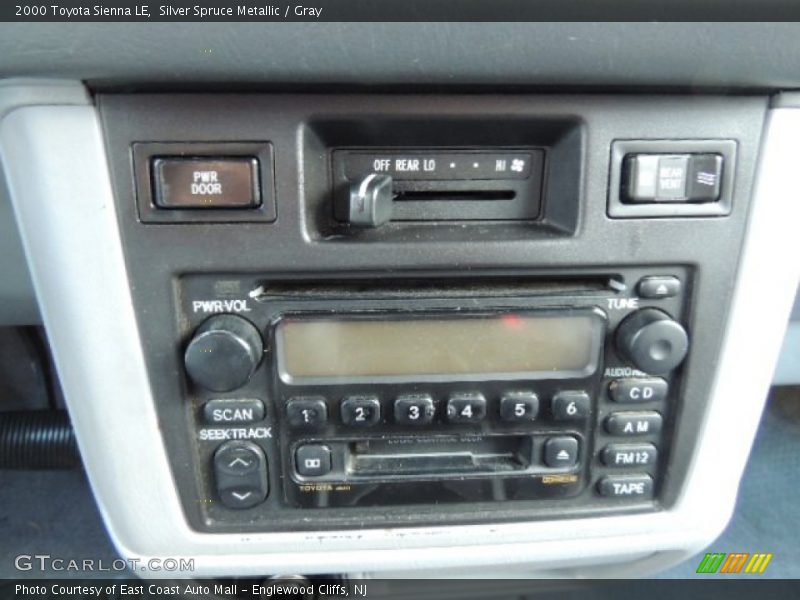 Audio System of 2000 Sienna LE