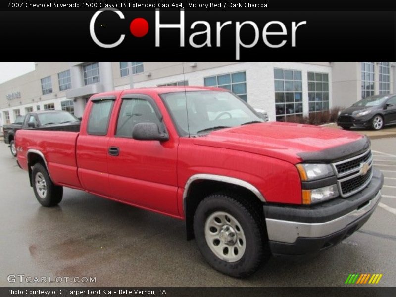 Victory Red / Dark Charcoal 2007 Chevrolet Silverado 1500 Classic LS Extended Cab 4x4