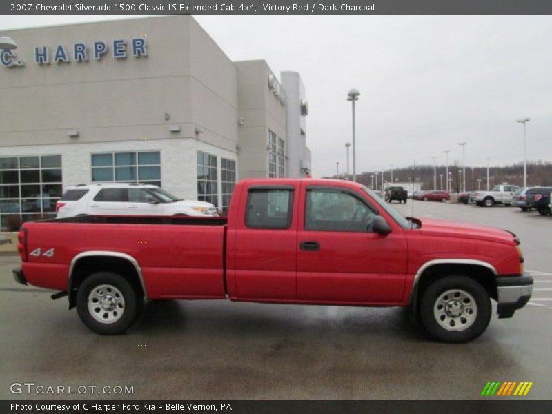 Victory Red / Dark Charcoal 2007 Chevrolet Silverado 1500 Classic LS Extended Cab 4x4