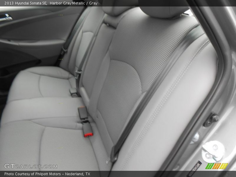 Harbor Gray Metallic / Gray 2013 Hyundai Sonata SE