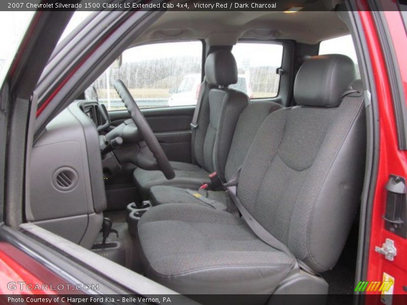 Front Seat of 2007 Silverado 1500 Classic LS Extended Cab 4x4