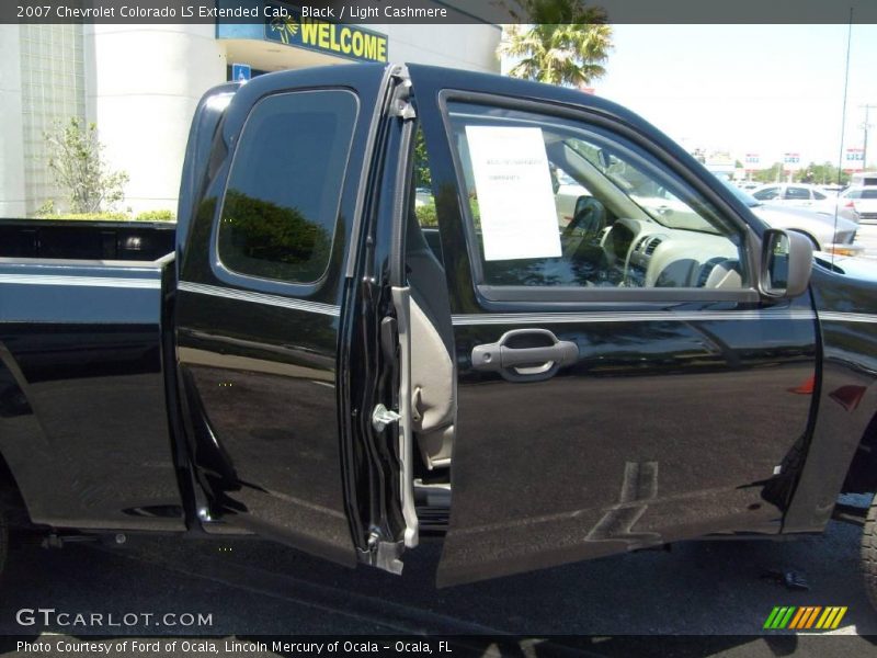 Black / Light Cashmere 2007 Chevrolet Colorado LS Extended Cab