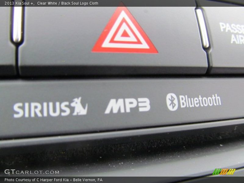 Clear White / Black Soul Logo Cloth 2013 Kia Soul +