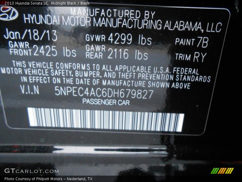 Midnight Black / Black 2013 Hyundai Sonata SE