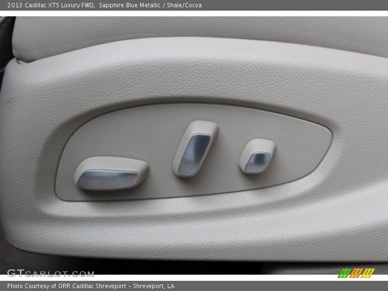 Controls of 2013 XTS Luxury FWD