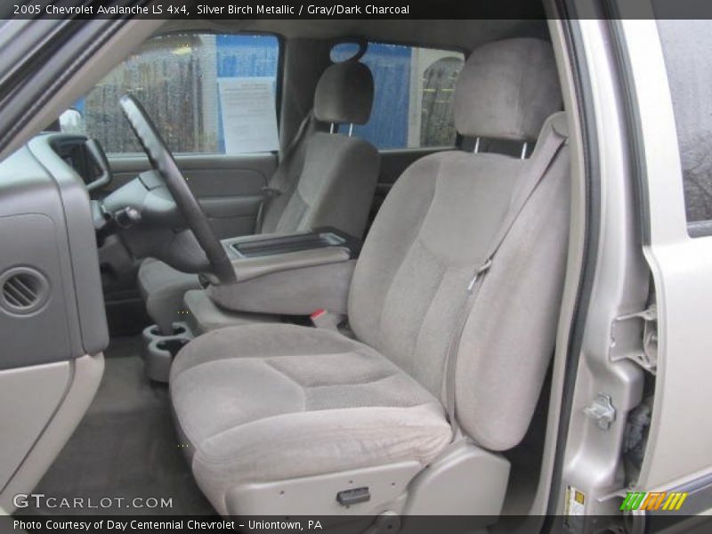 Silver Birch Metallic / Gray/Dark Charcoal 2005 Chevrolet Avalanche LS 4x4