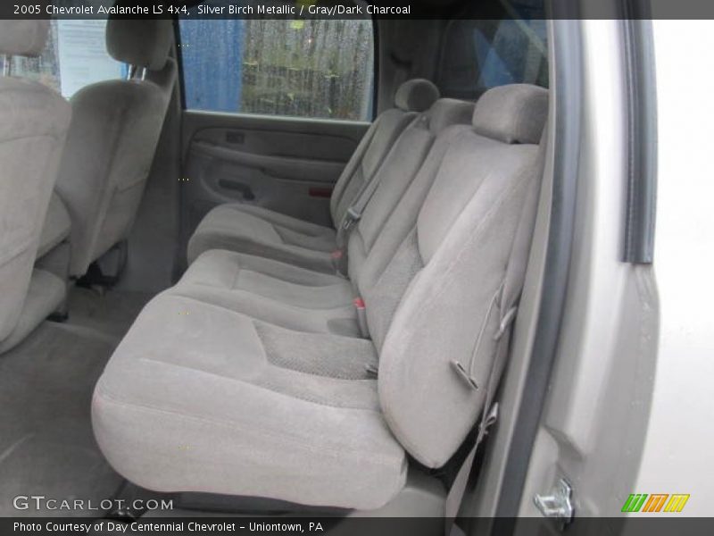 Silver Birch Metallic / Gray/Dark Charcoal 2005 Chevrolet Avalanche LS 4x4