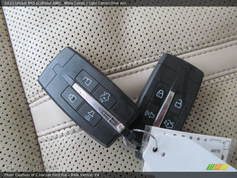 Keys of 2010 MKS EcoBoost AWD