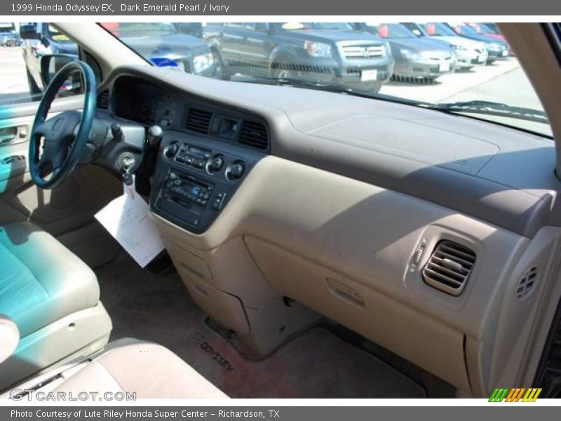 Dark Emerald Pearl / Ivory 1999 Honda Odyssey EX