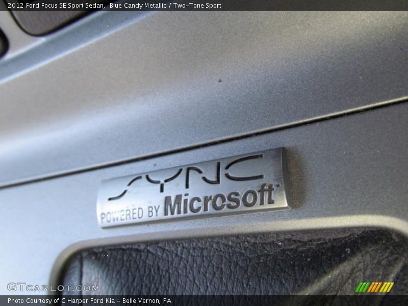 Blue Candy Metallic / Two-Tone Sport 2012 Ford Focus SE Sport Sedan