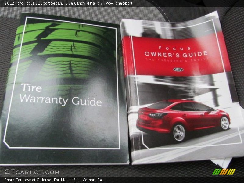 Blue Candy Metallic / Two-Tone Sport 2012 Ford Focus SE Sport Sedan