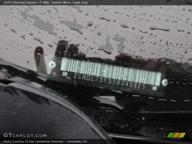 Summit White / Light Gray 2005 Chevrolet Equinox LT AWD