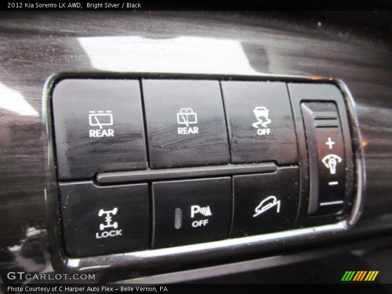 Bright Silver / Black 2012 Kia Sorento LX AWD