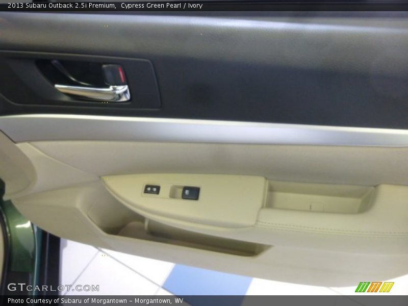Cypress Green Pearl / Ivory 2013 Subaru Outback 2.5i Premium