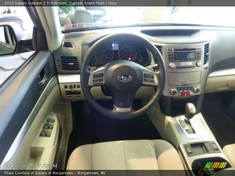 Cypress Green Pearl / Ivory 2013 Subaru Outback 2.5i Premium