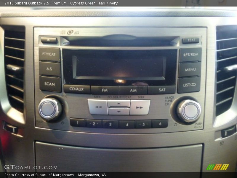 Cypress Green Pearl / Ivory 2013 Subaru Outback 2.5i Premium
