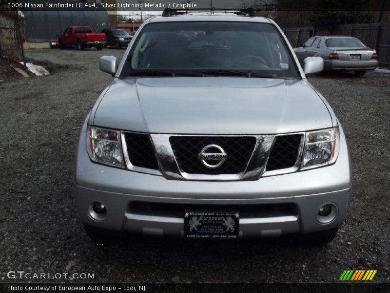 Silver Lightning Metallic / Graphite 2006 Nissan Pathfinder LE 4x4