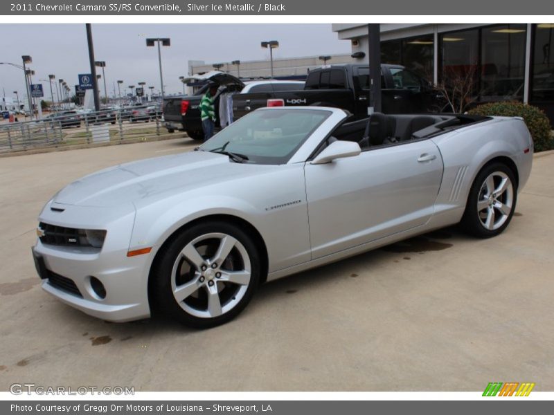 Front 3/4 View of 2011 Camaro SS/RS Convertible