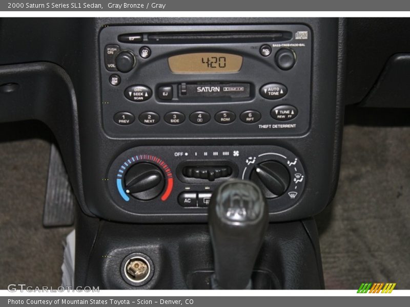 Gray Bronze / Gray 2000 Saturn S Series SL1 Sedan