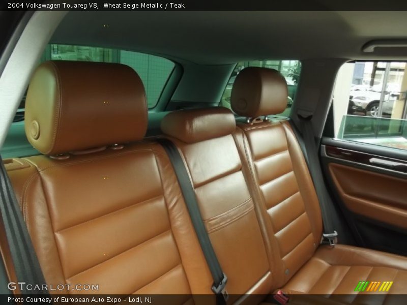 Wheat Beige Metallic / Teak 2004 Volkswagen Touareg V8