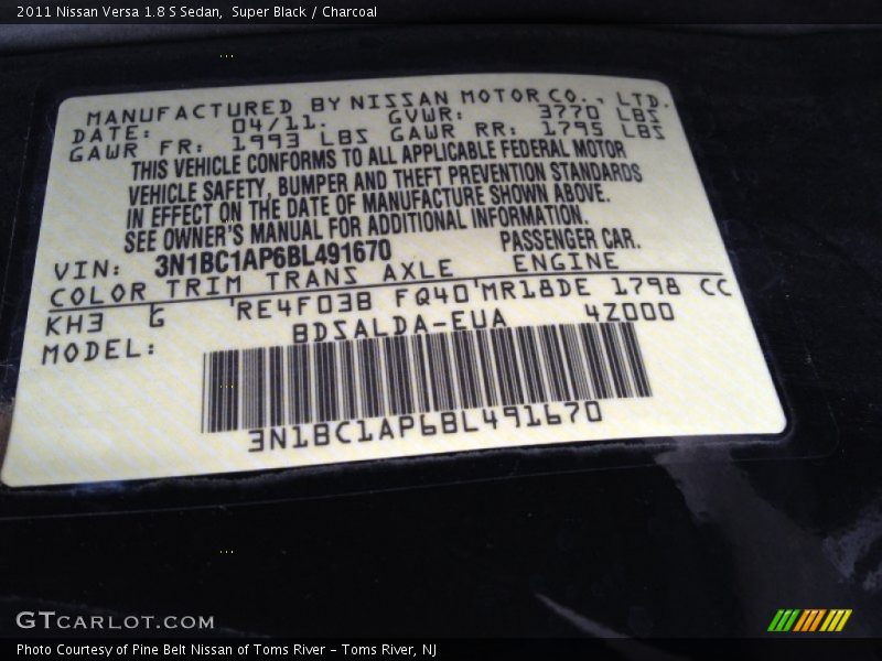 Super Black / Charcoal 2011 Nissan Versa 1.8 S Sedan