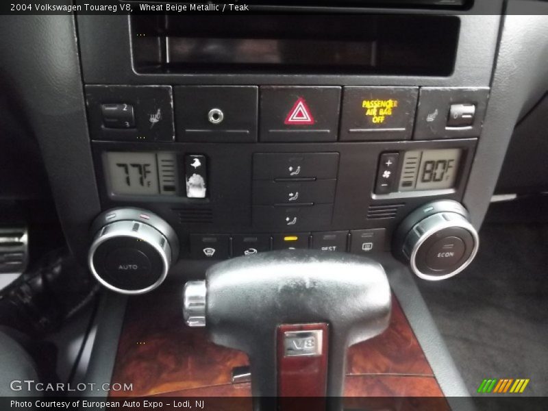 Controls of 2004 Touareg V8
