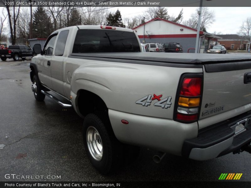 Silver Birch Metallic / Dark Pewter 2005 GMC Sierra 3500 Extended Cab 4x4 Dually