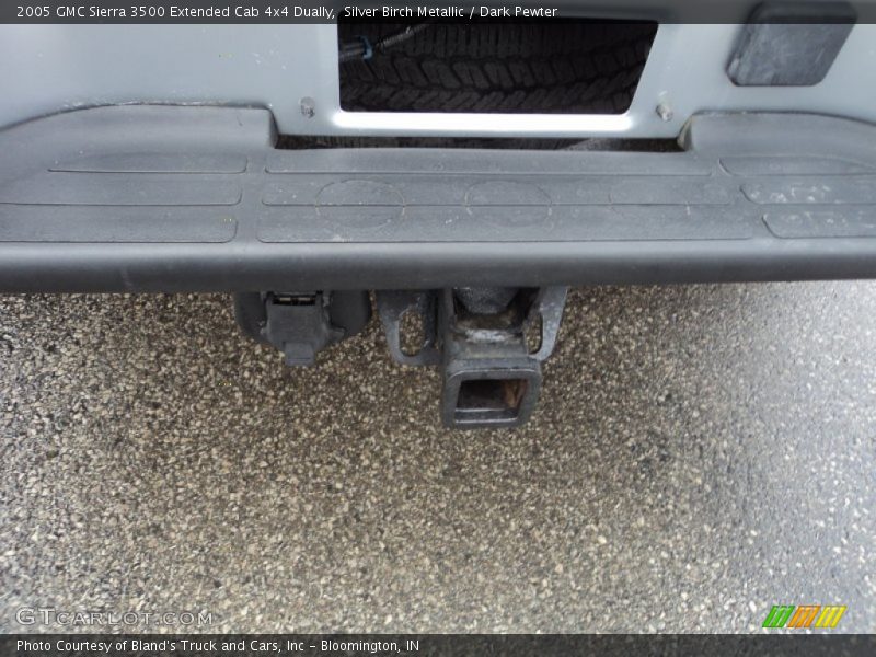 Silver Birch Metallic / Dark Pewter 2005 GMC Sierra 3500 Extended Cab 4x4 Dually