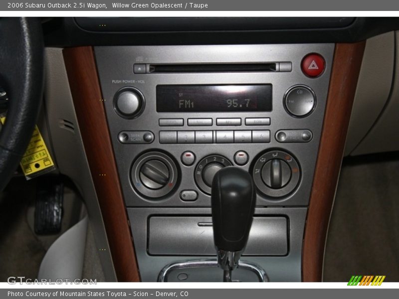 Willow Green Opalescent / Taupe 2006 Subaru Outback 2.5i Wagon