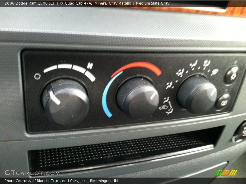Controls of 2006 Ram 1500 SLT TRX Quad Cab 4x4