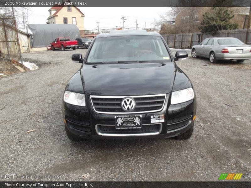 Black / Teak 2006 Volkswagen Touareg V8