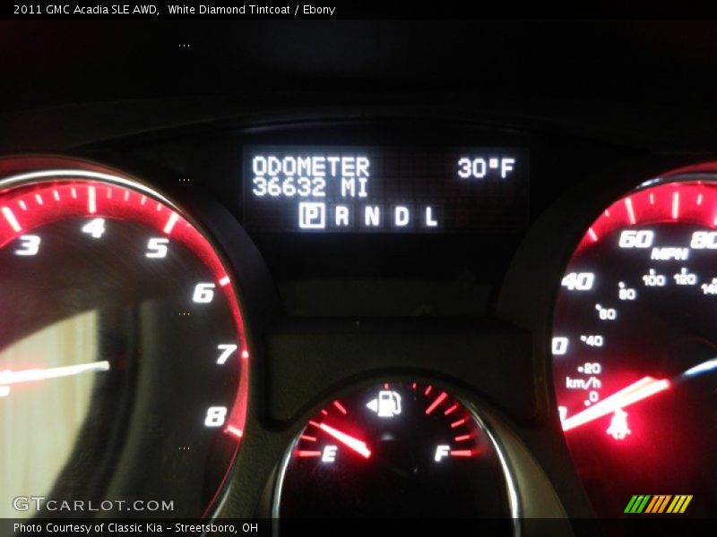 White Diamond Tintcoat / Ebony 2011 GMC Acadia SLE AWD