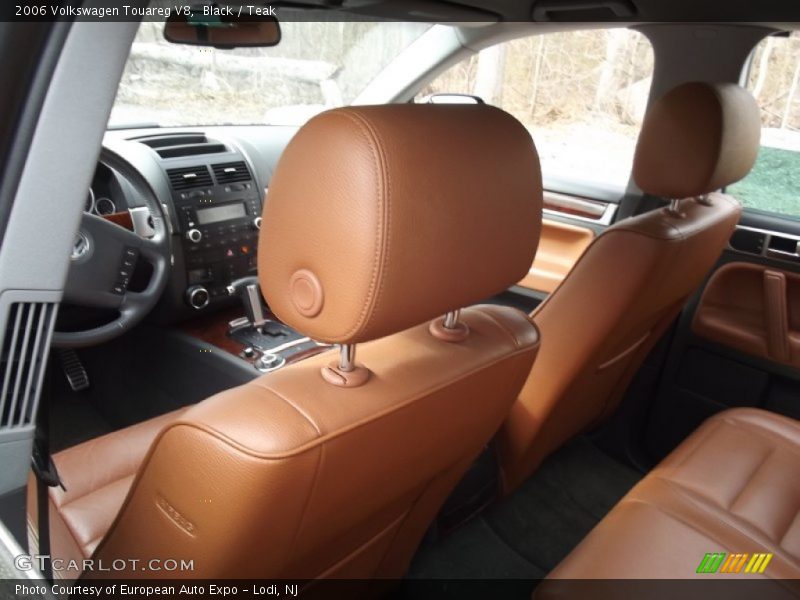 Black / Teak 2006 Volkswagen Touareg V8