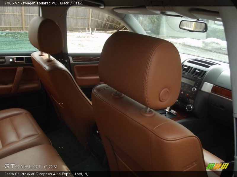 Black / Teak 2006 Volkswagen Touareg V8