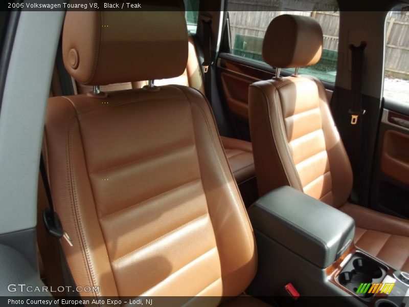 Black / Teak 2006 Volkswagen Touareg V8
