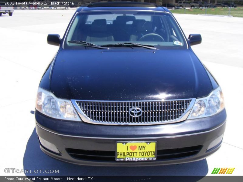 Black / Stone 2001 Toyota Avalon XLS