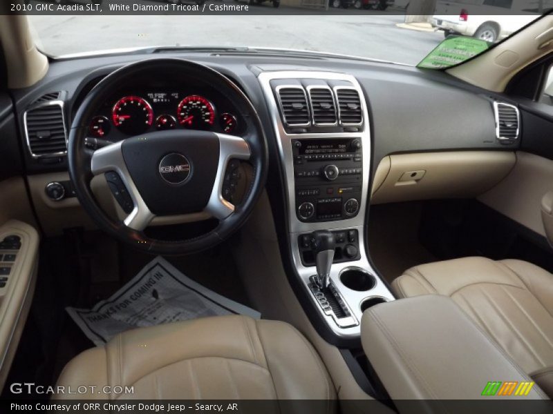 White Diamond Tricoat / Cashmere 2010 GMC Acadia SLT