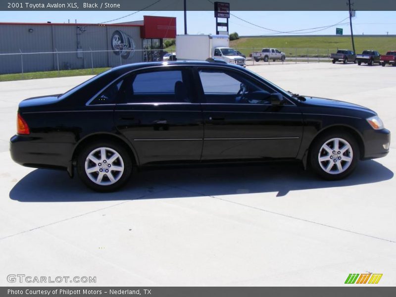 Black / Stone 2001 Toyota Avalon XLS