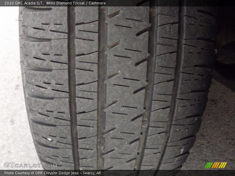 White Diamond Tricoat / Cashmere 2010 GMC Acadia SLT