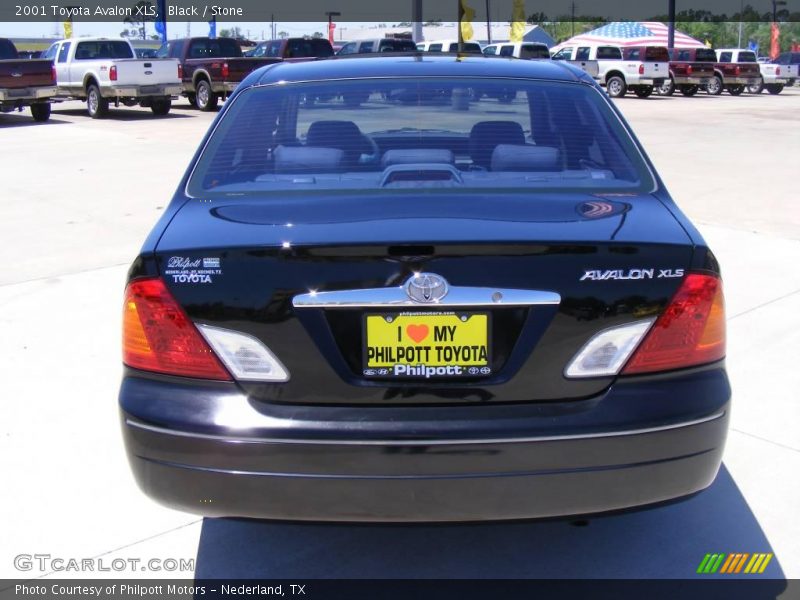 Black / Stone 2001 Toyota Avalon XLS