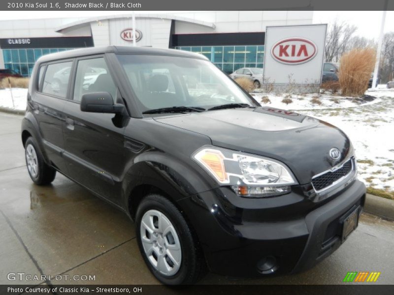 Shadow Black / Black Cloth 2010 Kia Soul 1.6