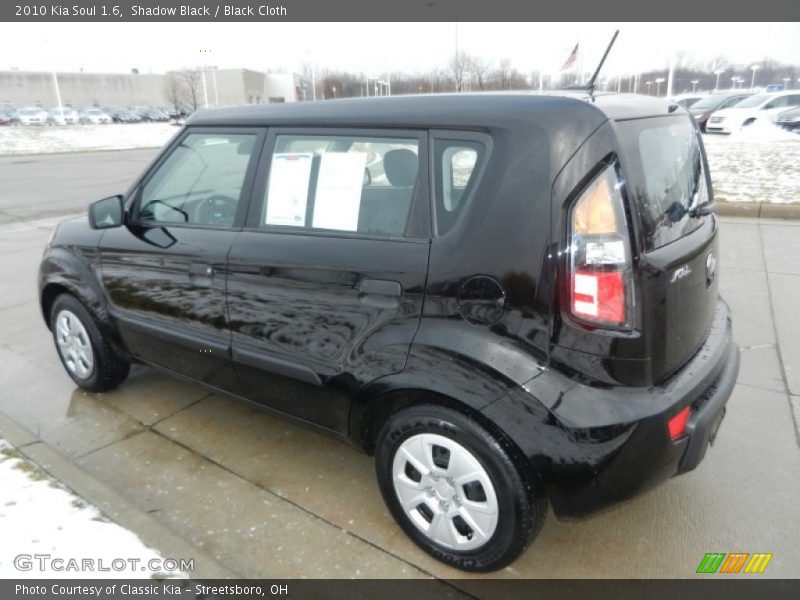 Shadow Black / Black Cloth 2010 Kia Soul 1.6