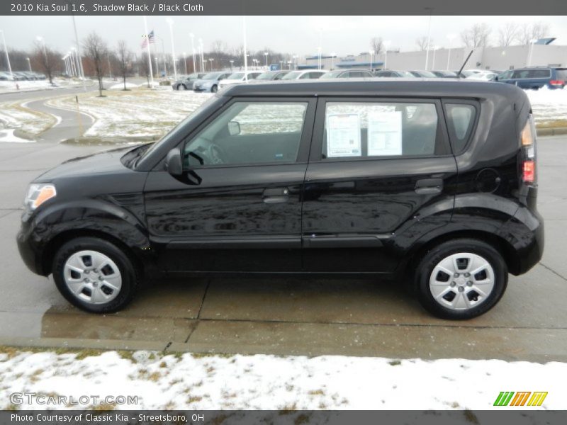 Shadow Black / Black Cloth 2010 Kia Soul 1.6